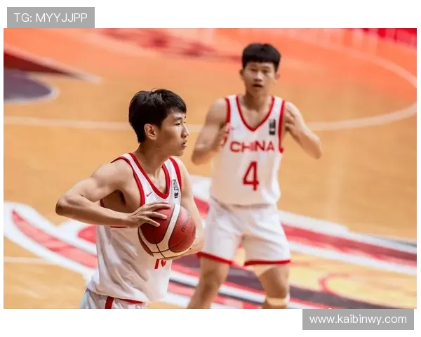 国奥男篮迎战波兰男篮全力争胜展现青春风采